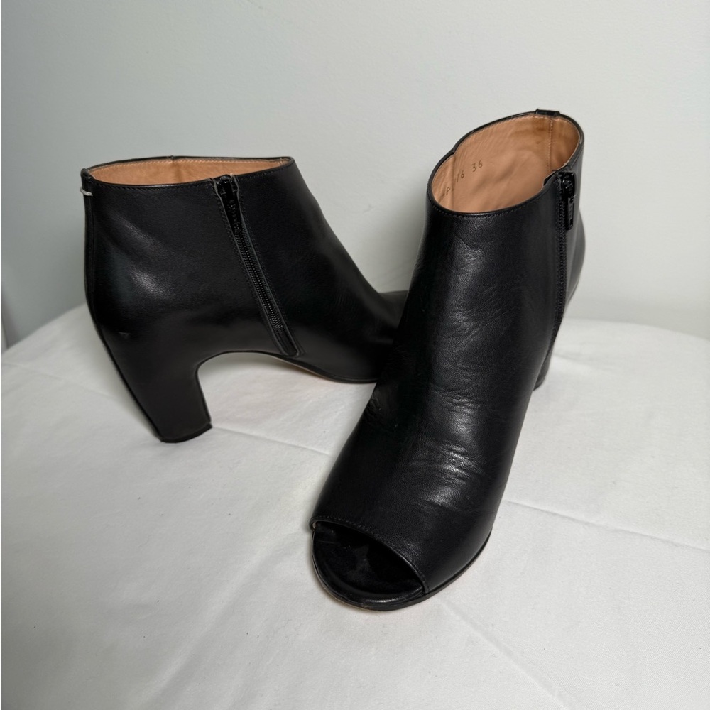 Maison Margiela Open-Toe Leather Ankle Boots 36 | Black